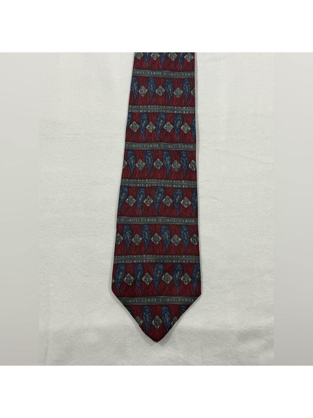 Zylos George Machado 100% Italian Silk Tie Red Blue Geometric USA